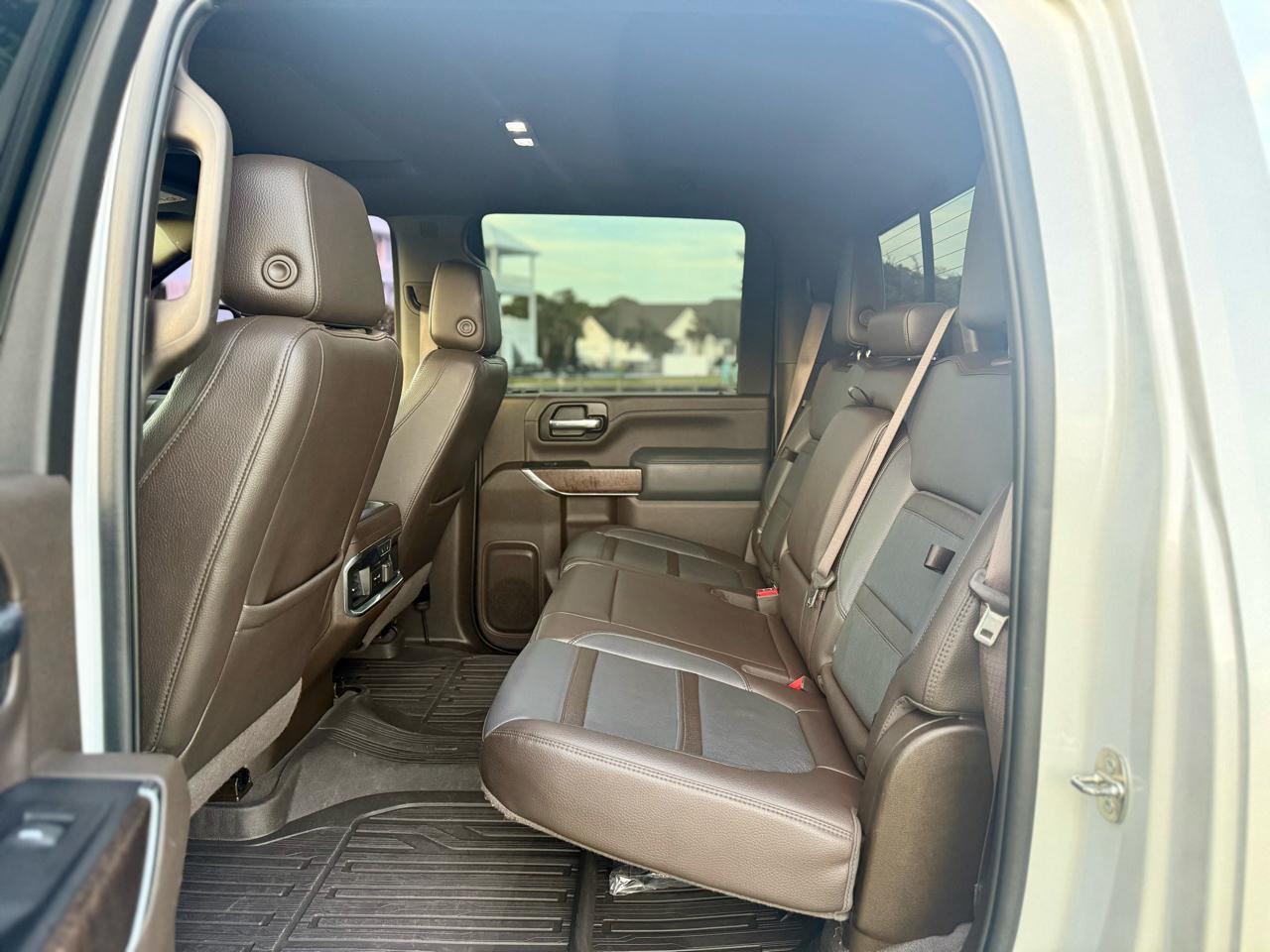 GMC Sierra 3500HD Denali Crew Cab Long Box 4WD 2022