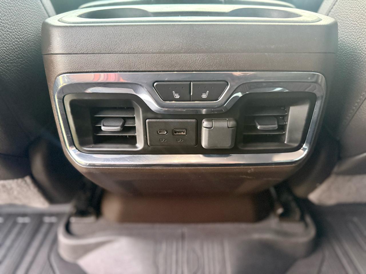GMC Sierra 3500HD Denali Crew Cab Long Box 4WD 2022