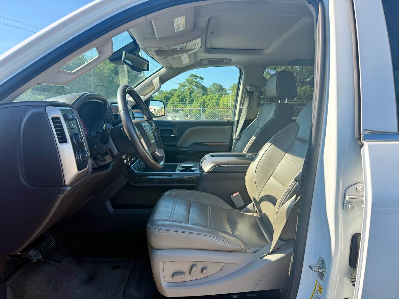 GMC Sierra 2500HD Denali Crew Cab 4WD 2015