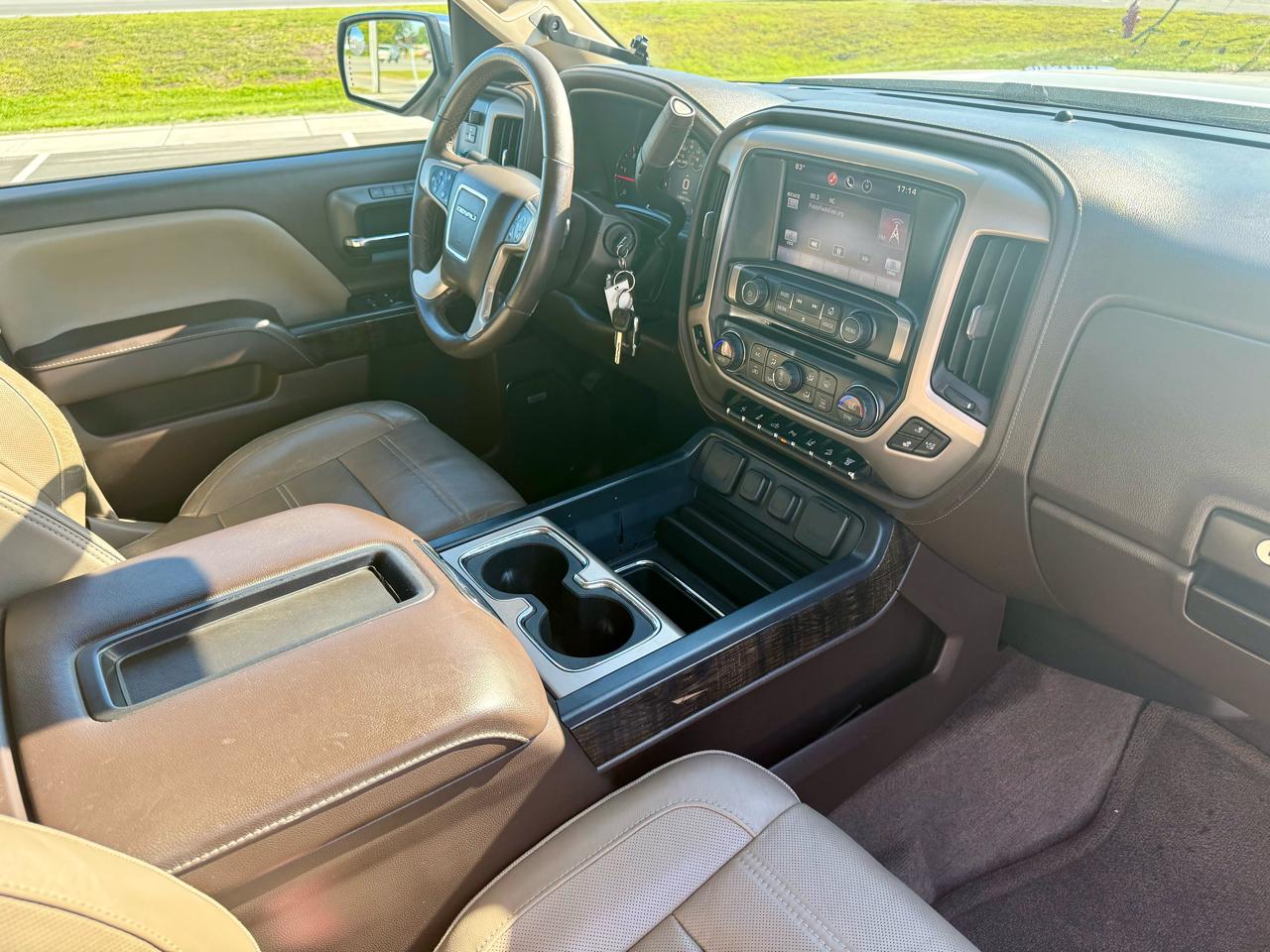 GMC Sierra 2500HD Denali Crew Cab 4WD 2015