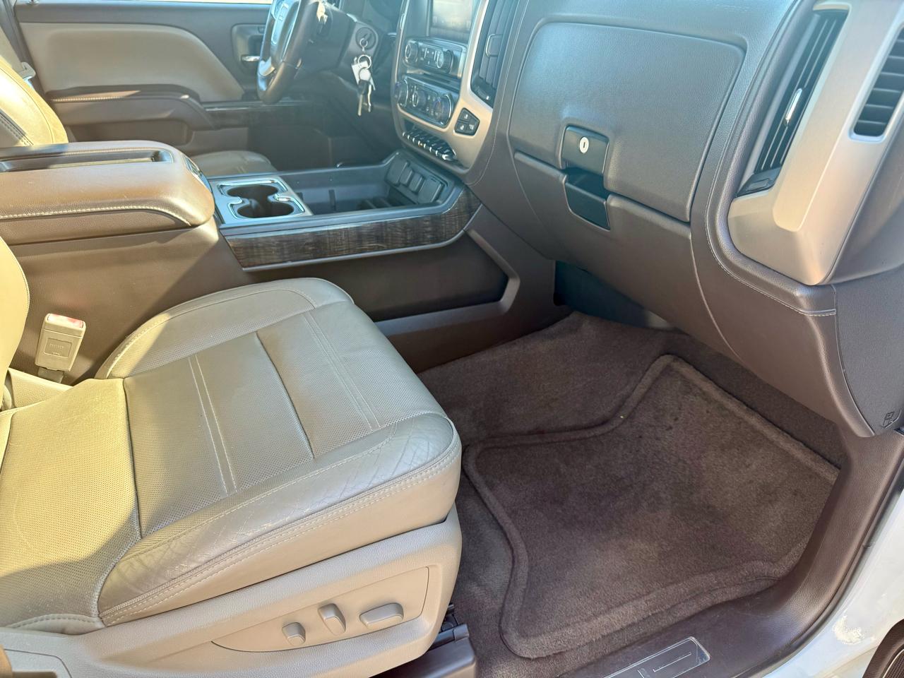 GMC Sierra 2500HD Denali Crew Cab 4WD 2015