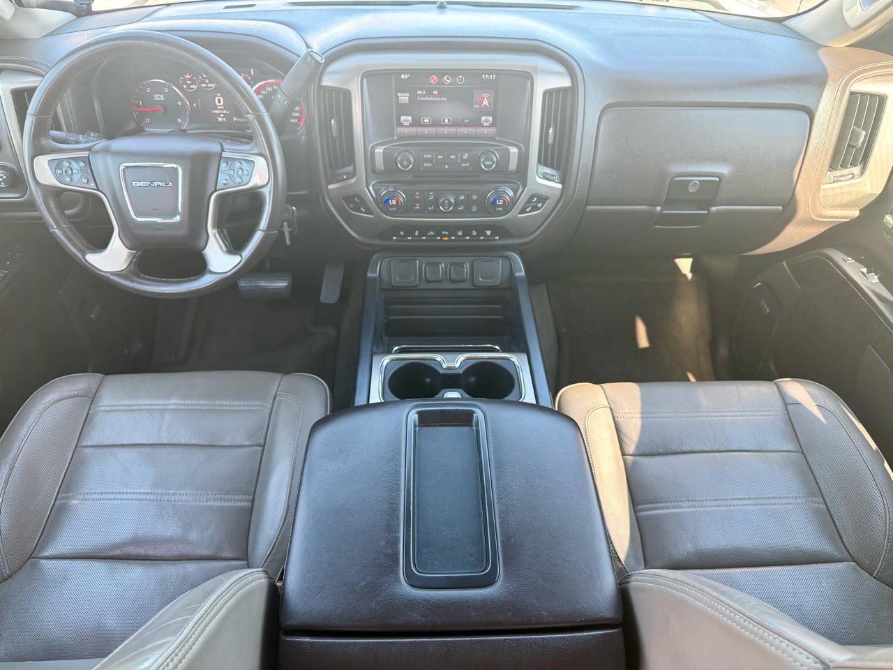 GMC Sierra 2500HD Denali Crew Cab 4WD 2015