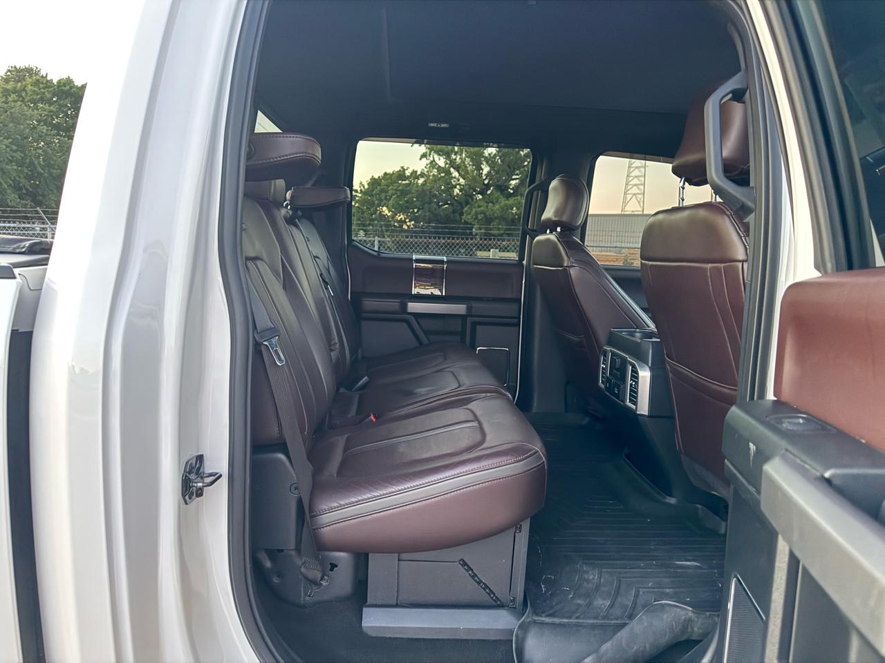 Ford F-250 SD Platinum Crew Cab 4WD 2017