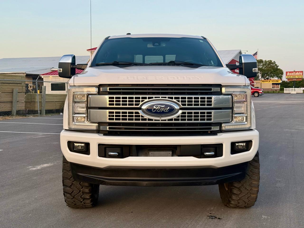 2018 Ford F-350 Super Duty Platinum - Photo 9