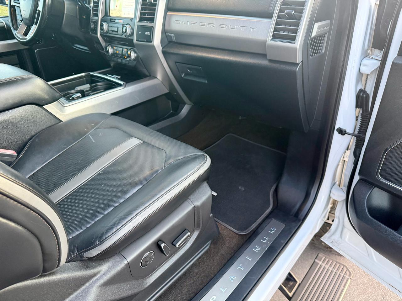 2018 Ford F-350 Super Duty Platinum - Photo 18