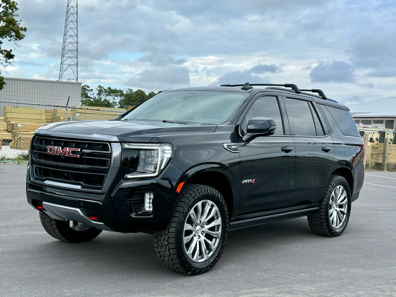 GMC Yukon AT4 2021
