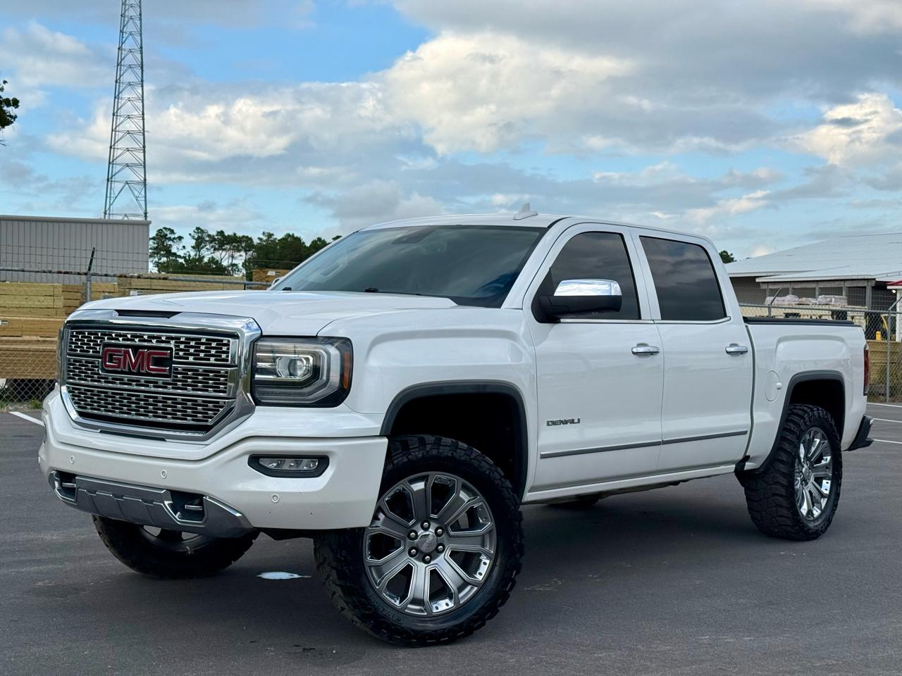 GMC Sierra 1500 Denali Crew Cab Short Box 4WD 2018