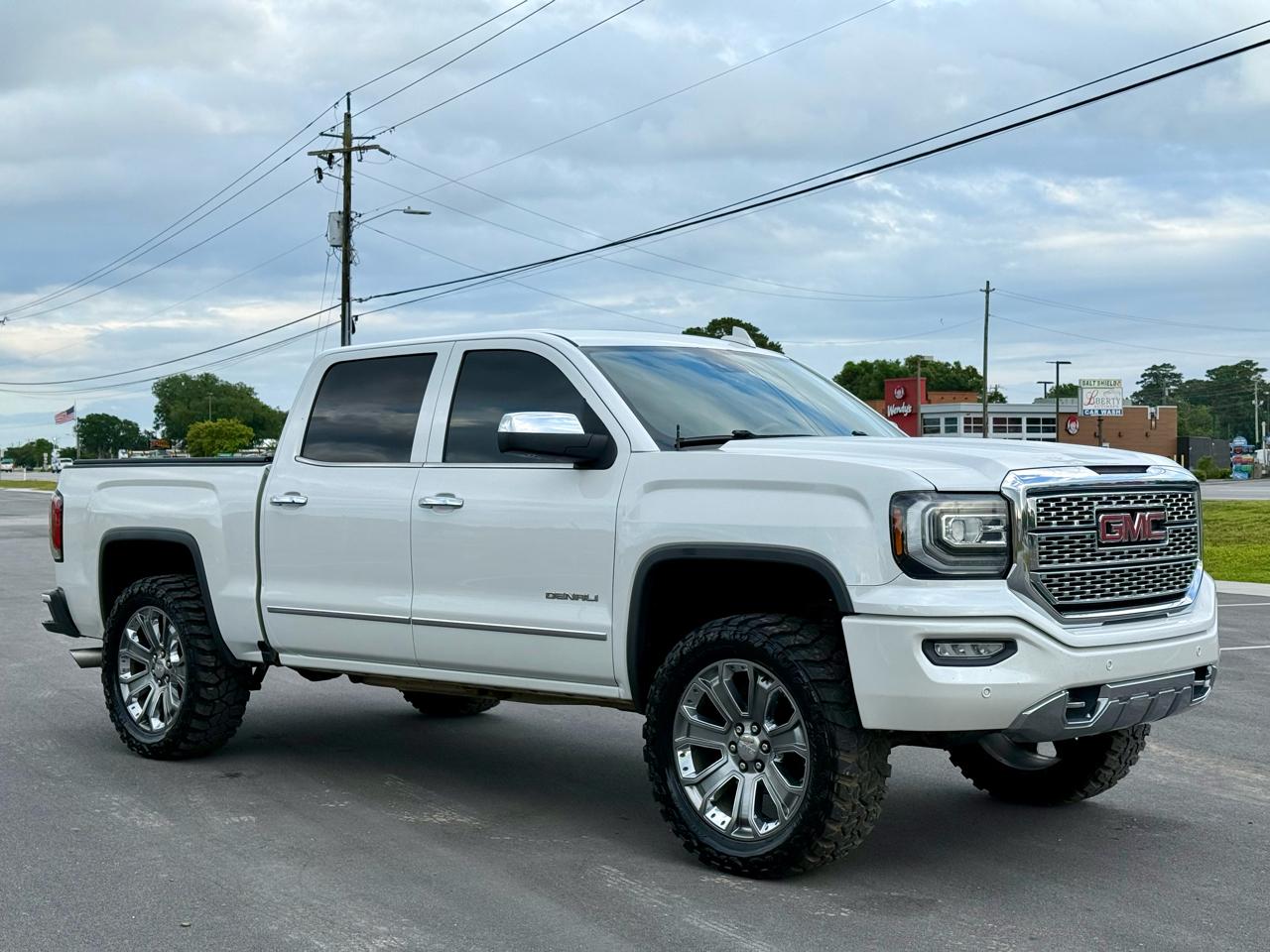 GMC Sierra 1500 Denali Crew Cab Short Box 4WD 2018