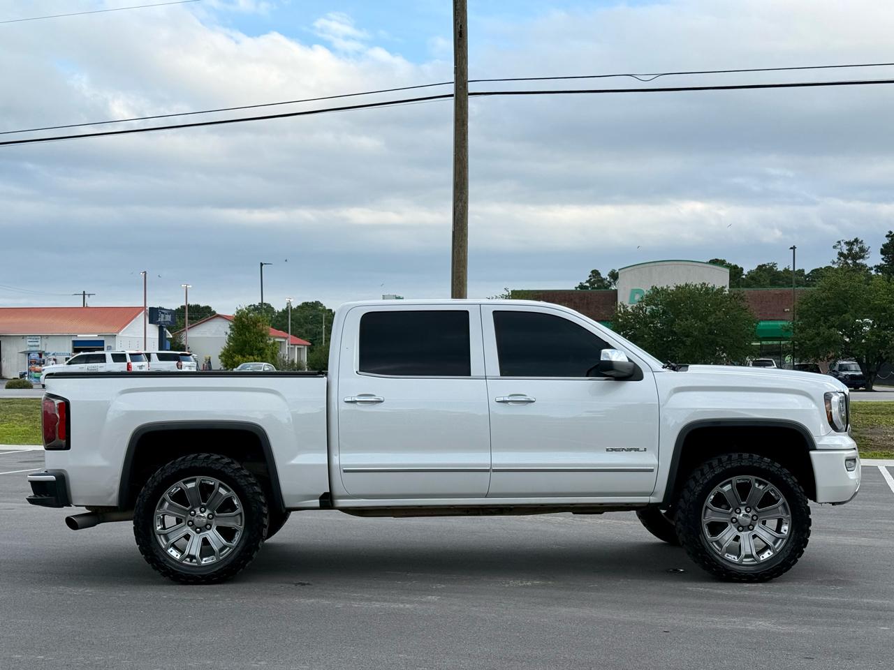 GMC Sierra 1500 Denali Crew Cab Short Box 4WD 2018