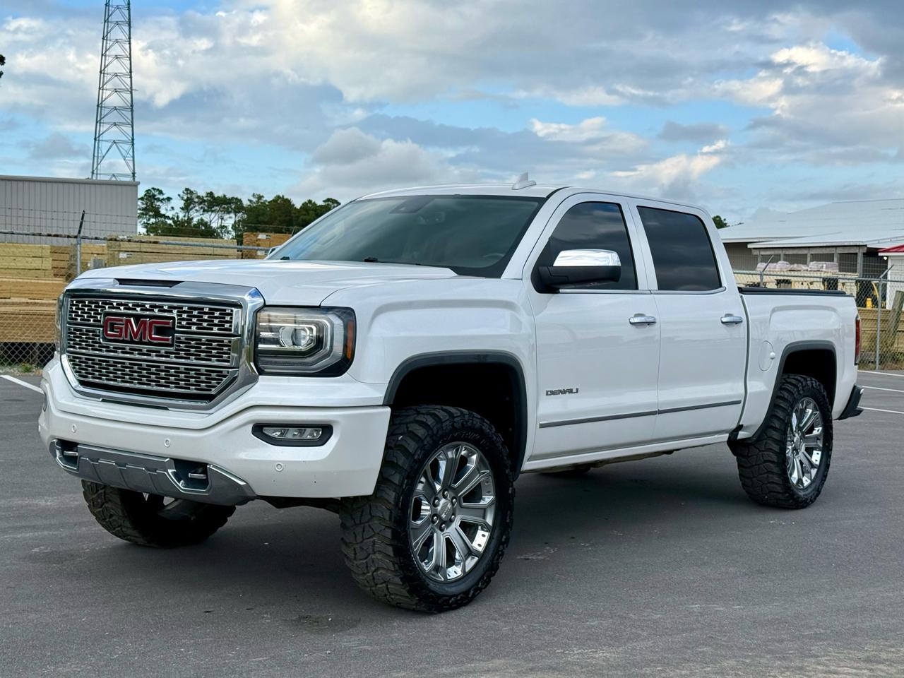 GMC Sierra 1500 Denali Crew Cab Short Box 4WD 2018