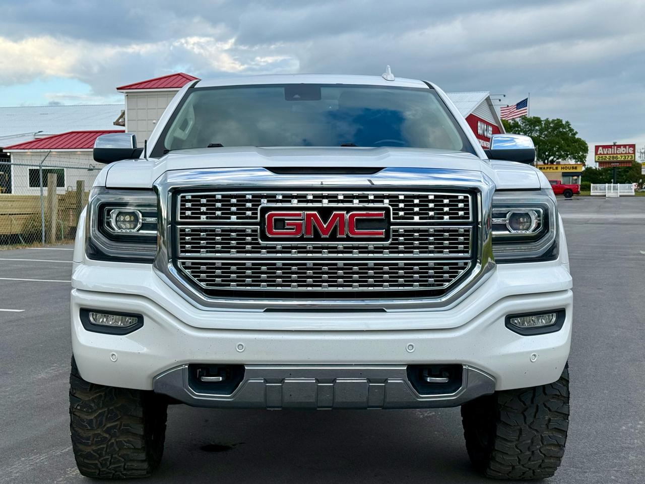 GMC Sierra 1500 Denali Crew Cab Short Box 4WD 2018