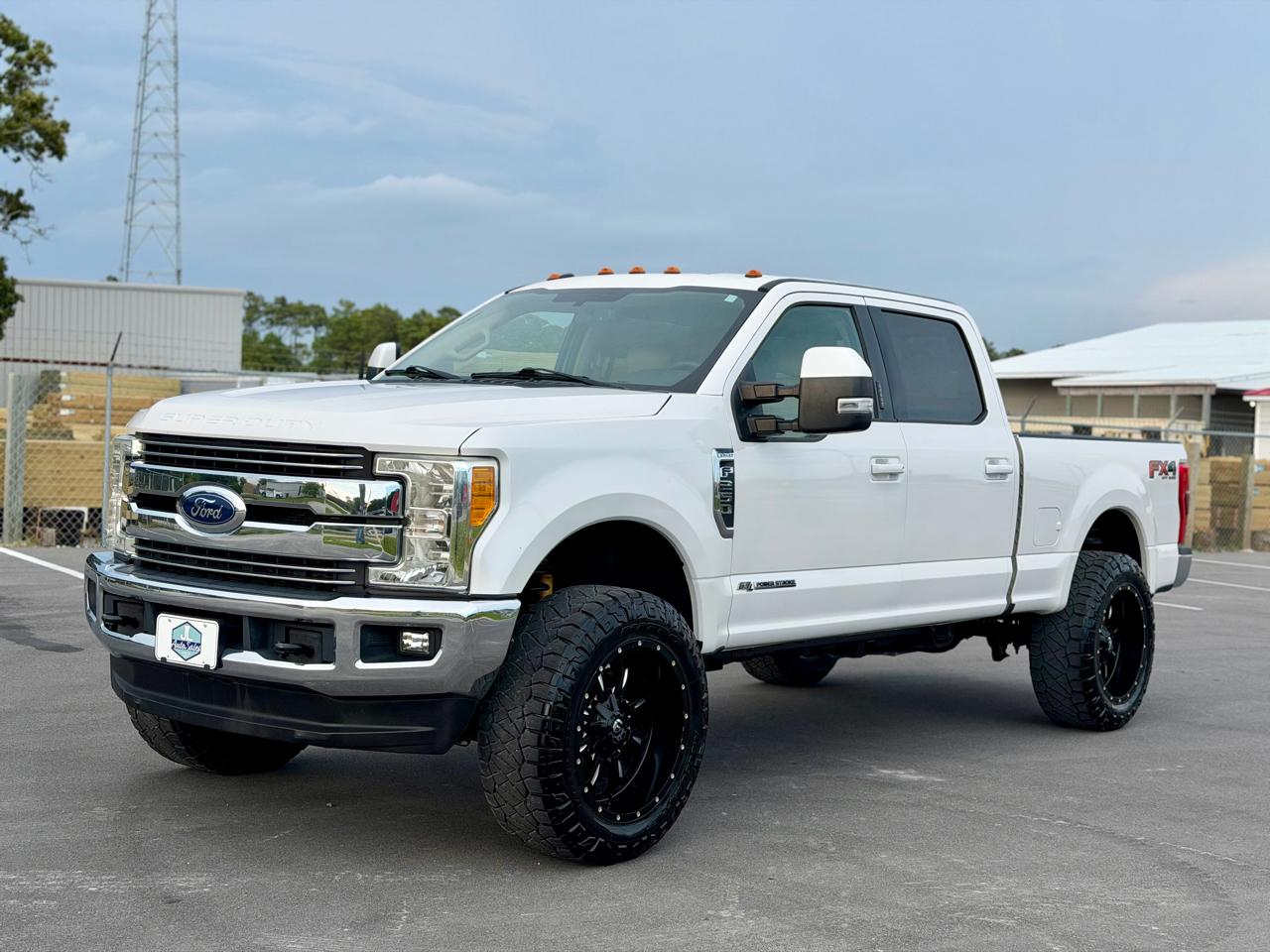 Ford F-250 SD Lariat Crew Cab 4WD 2017