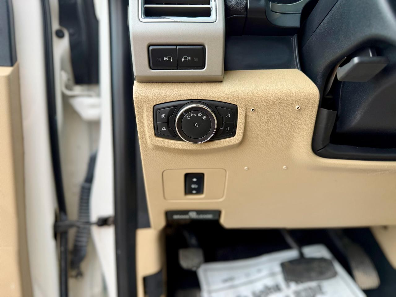 Ford F-250 SD Lariat Crew Cab 4WD 2017