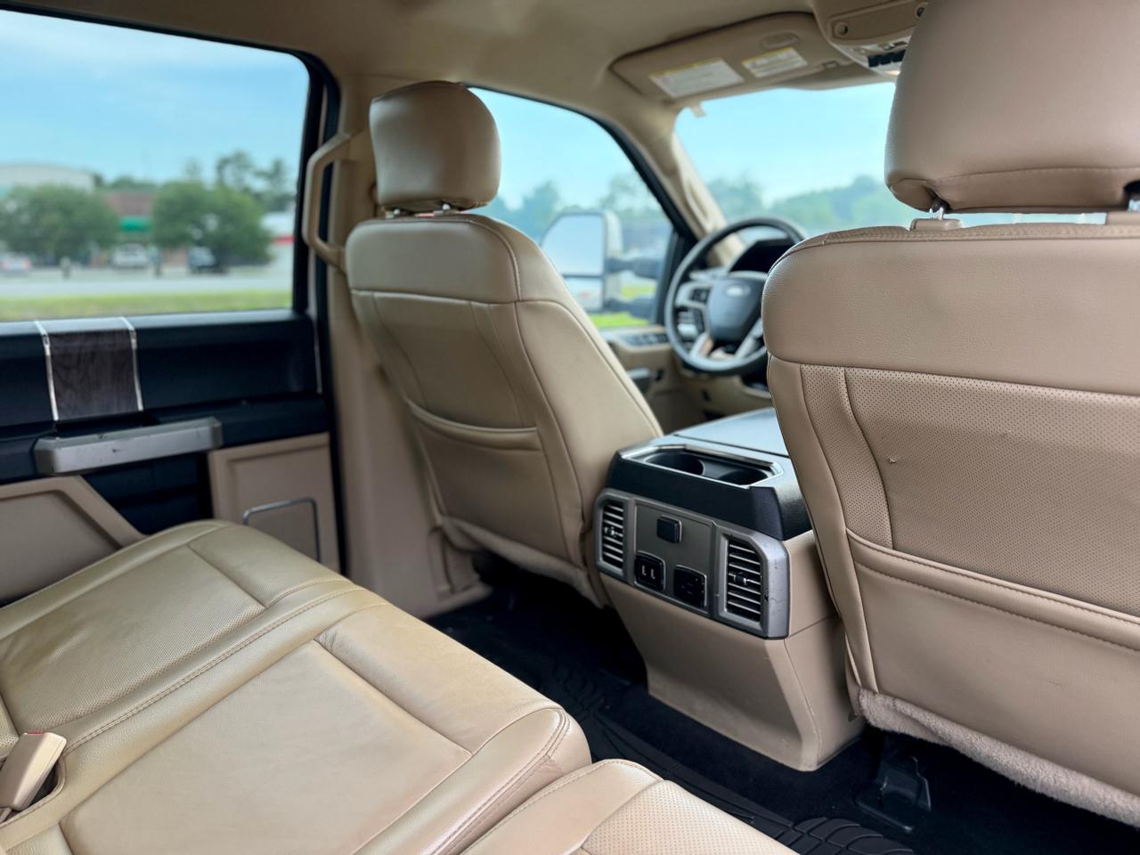 Ford F-250 SD Lariat Crew Cab 4WD 2017