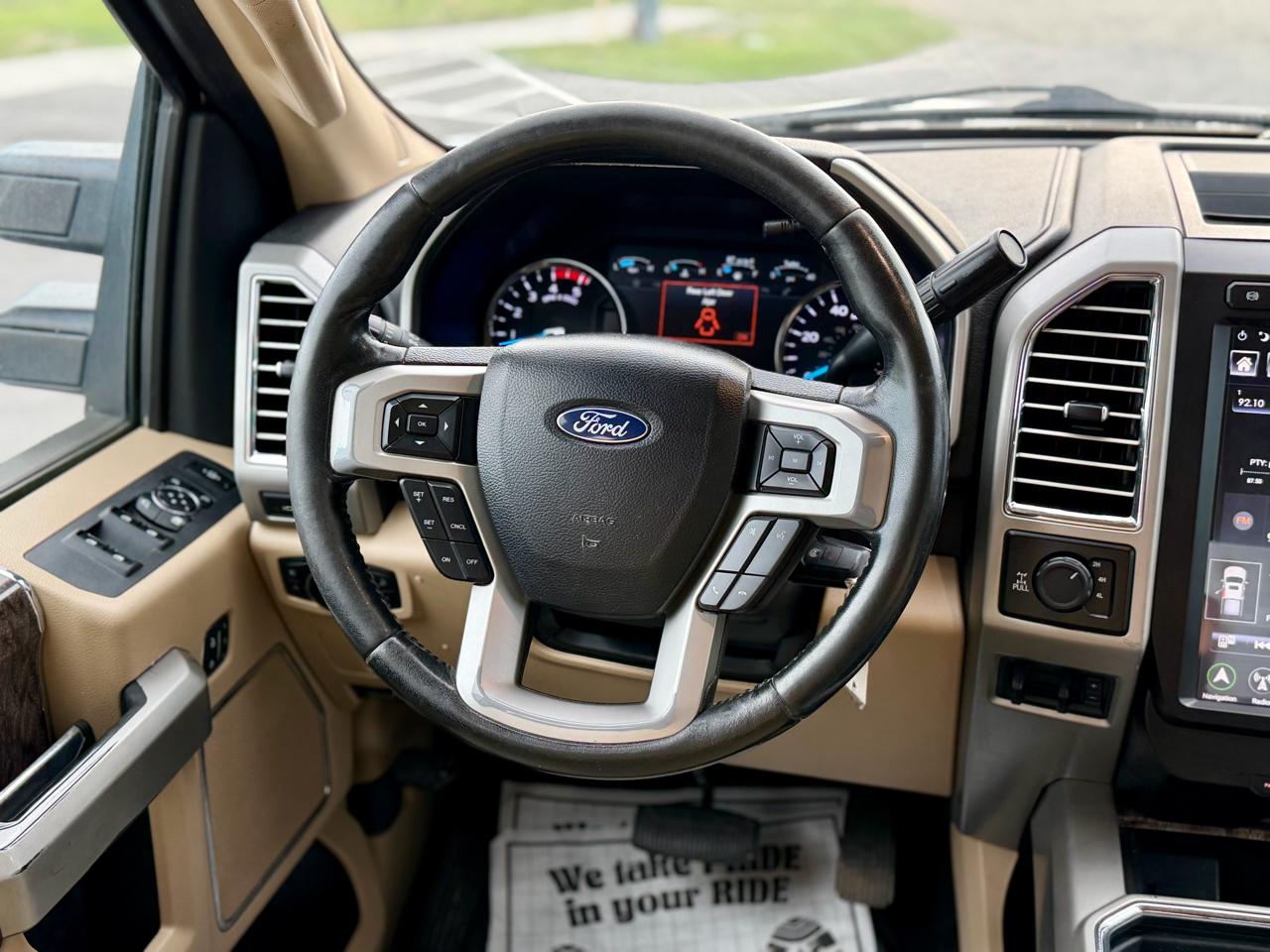 Ford F-250 SD Lariat Crew Cab 4WD 2017
