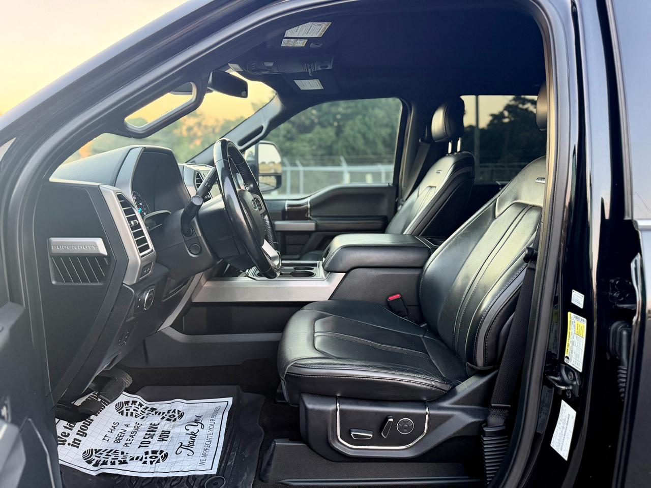2017 Ford F-250 Super Duty Platinum - Photo 11