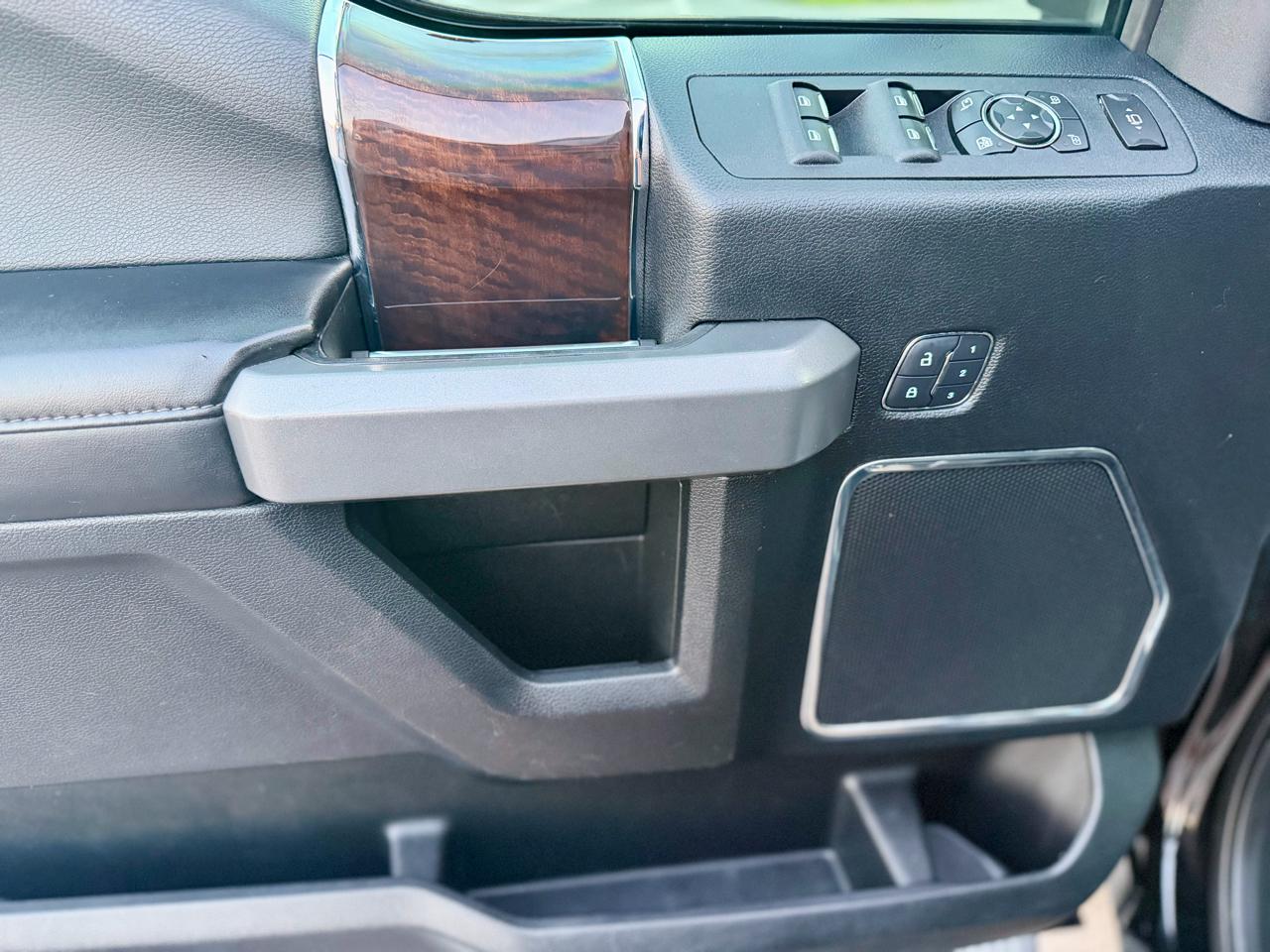 2017 Ford F-250 Super Duty Platinum - Photo 13