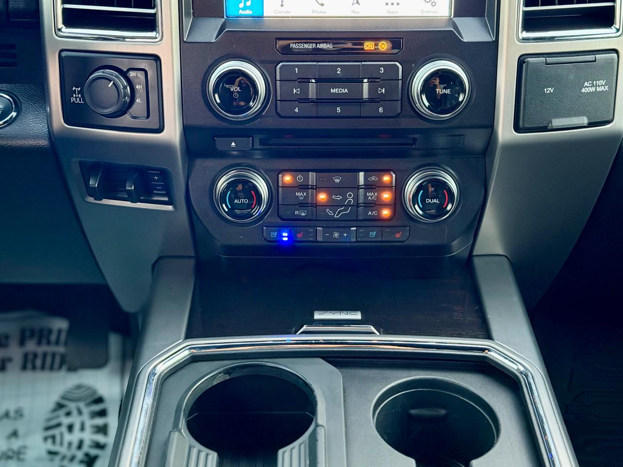 2017 Ford F-250 Super Duty Platinum - Photo 26