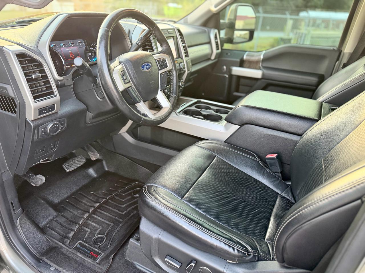 Ford F-250 SD Lariat Crew Cab 4WD 2019