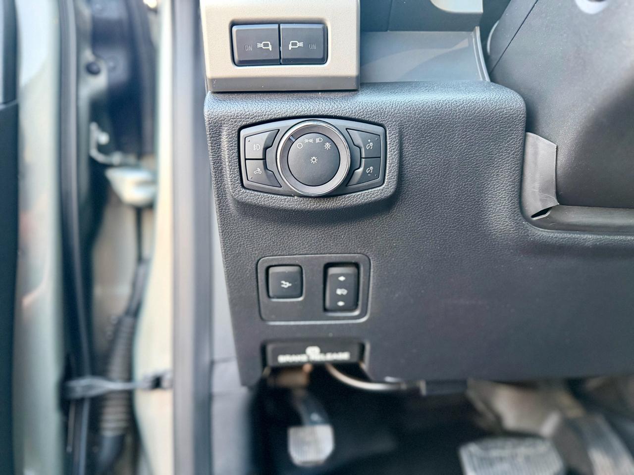 Ford F-250 SD Lariat Crew Cab 4WD 2019