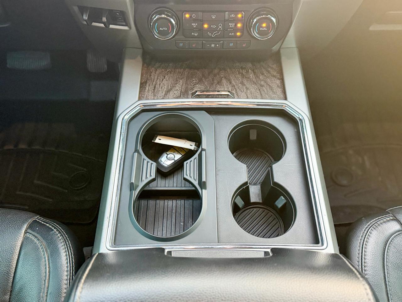 Ford F-250 SD Lariat Crew Cab 4WD 2019