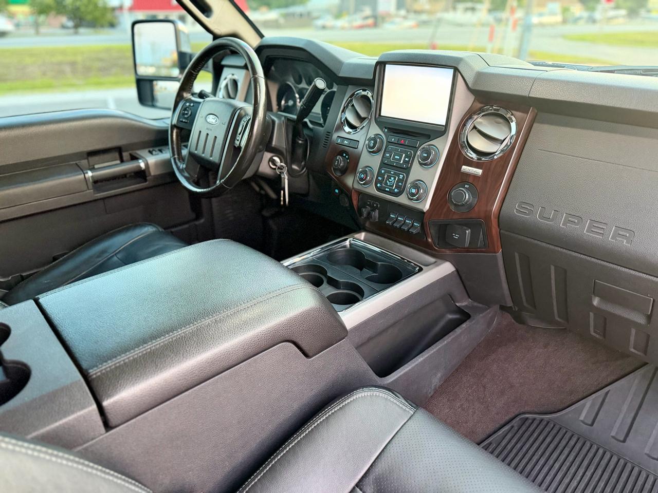 Ford F-250 SD Lariat Crew Cab 4WD 2016