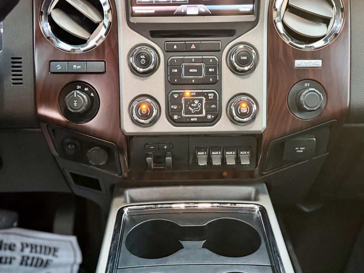 Ford F-250 SD Lariat Crew Cab 4WD 2016