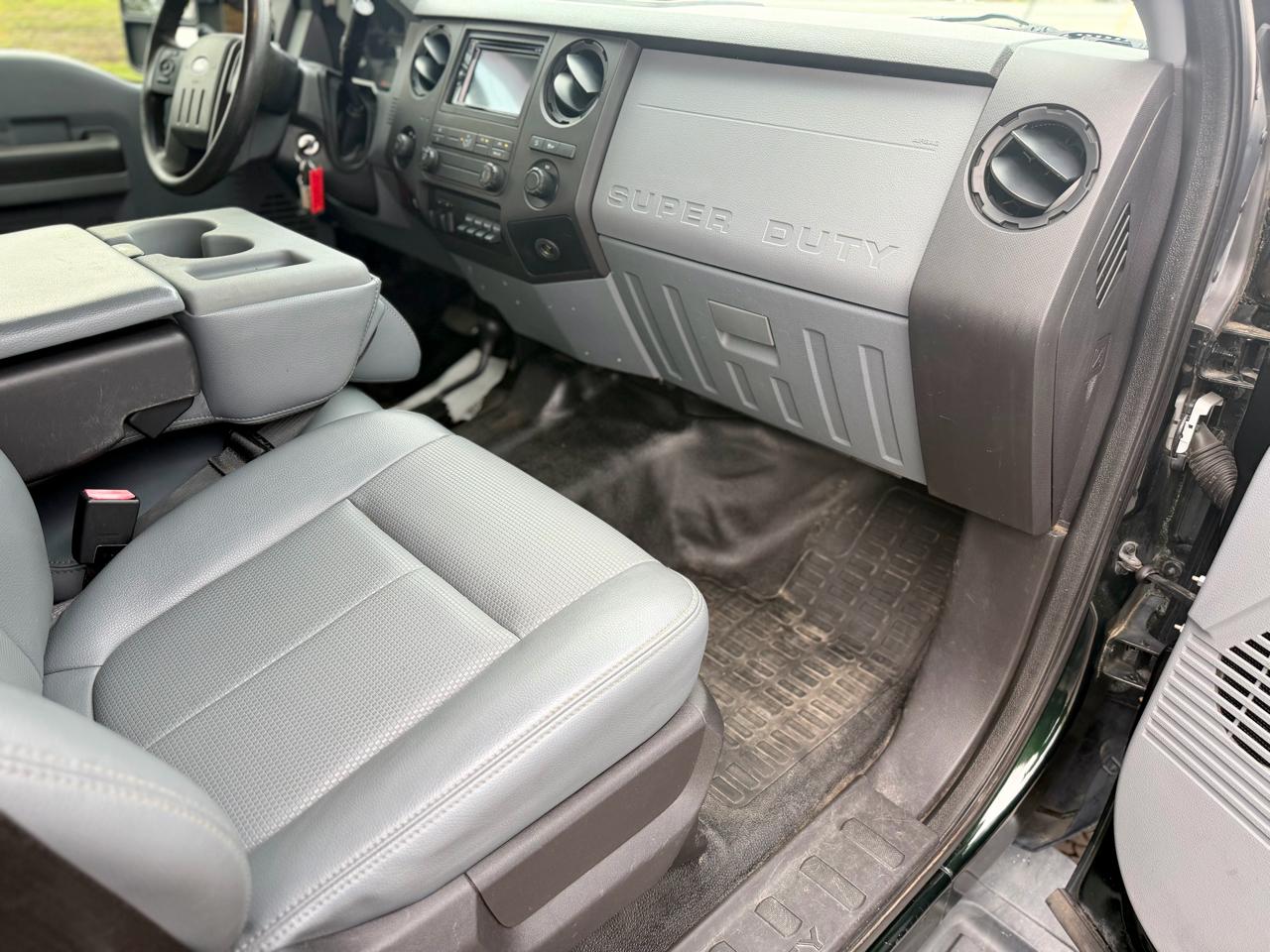 2015 Ford F-350 Super Duty XL - Photo 17