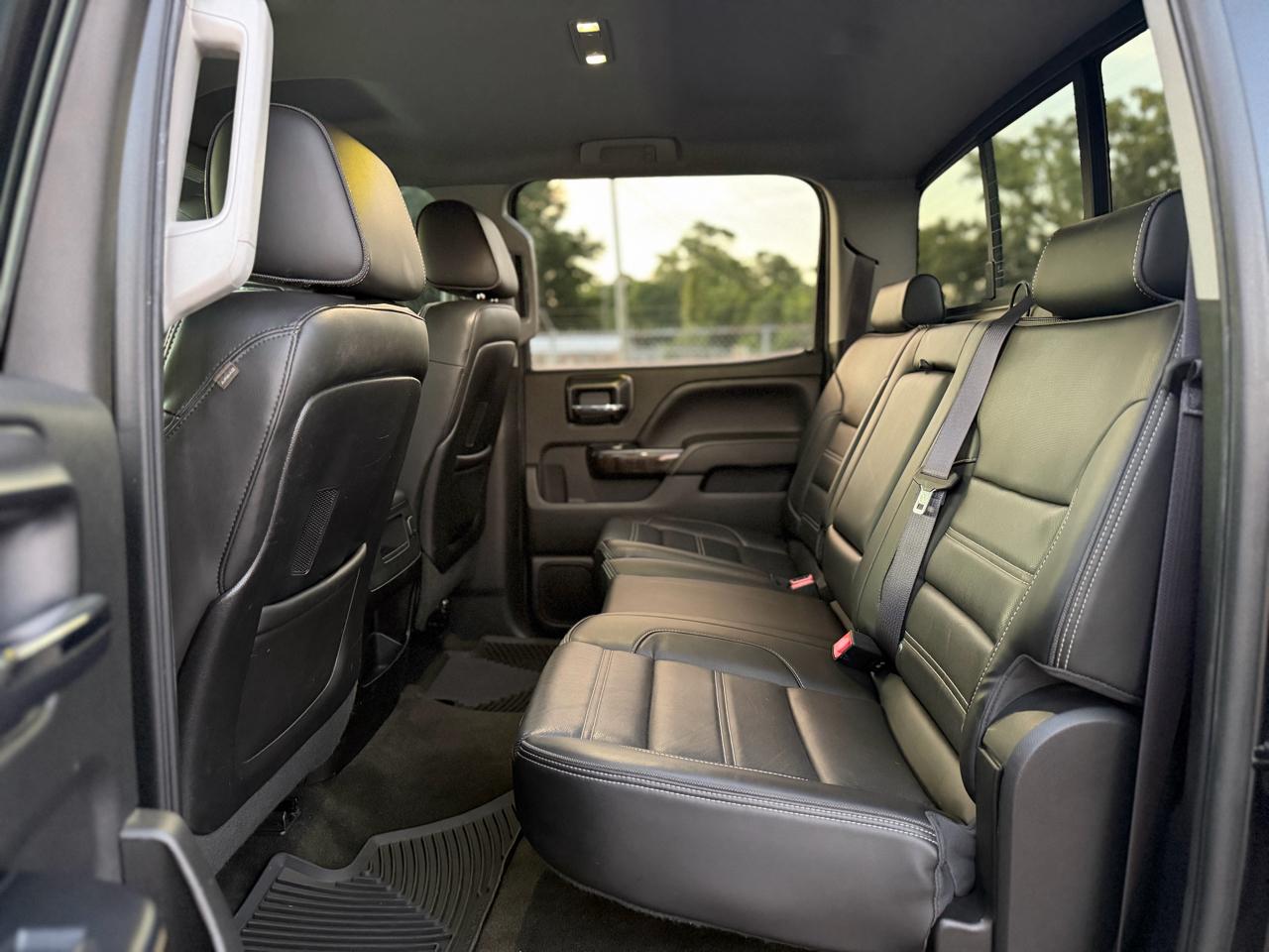 GMC Sierra 2500HD Denali Crew Cab 4WD 2015
