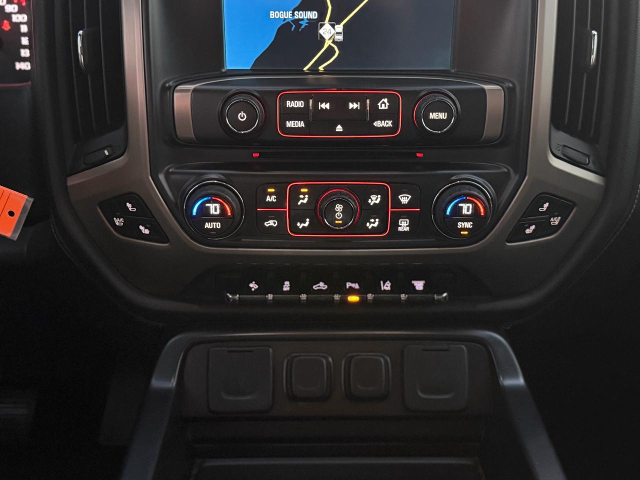 GMC Sierra 2500HD Denali Crew Cab 4WD 2015