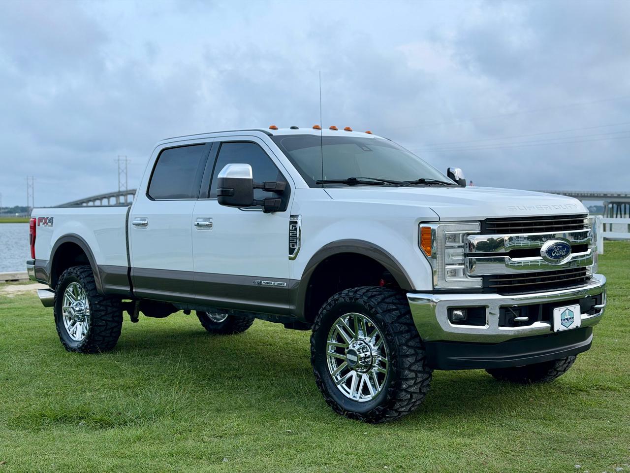 Ford F-250 SD King Ranch Crew Cab 4WD 2017