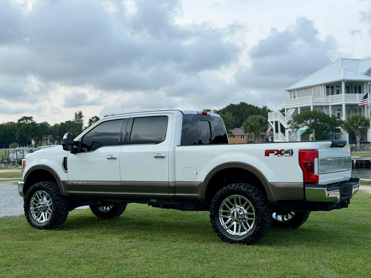 Ford F-250 SD King Ranch Crew Cab 4WD 2017