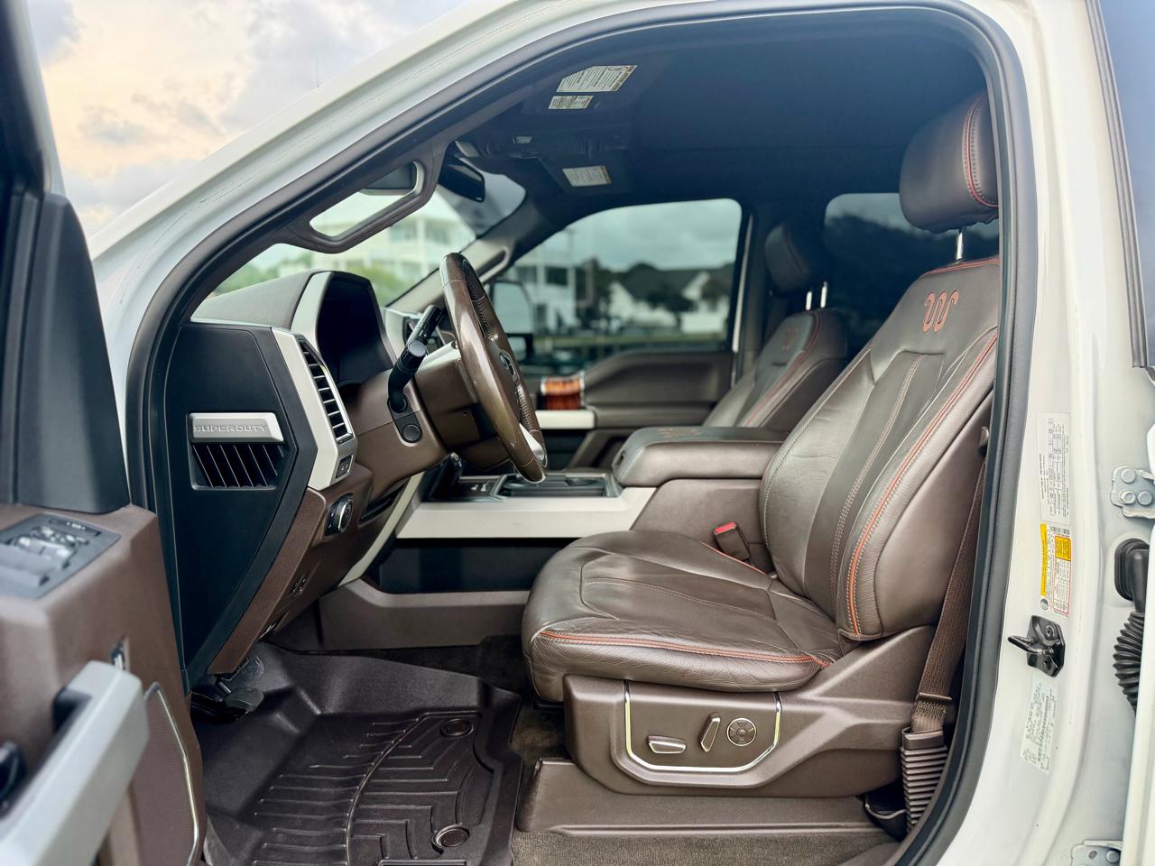 Ford F-250 SD King Ranch Crew Cab 4WD 2017