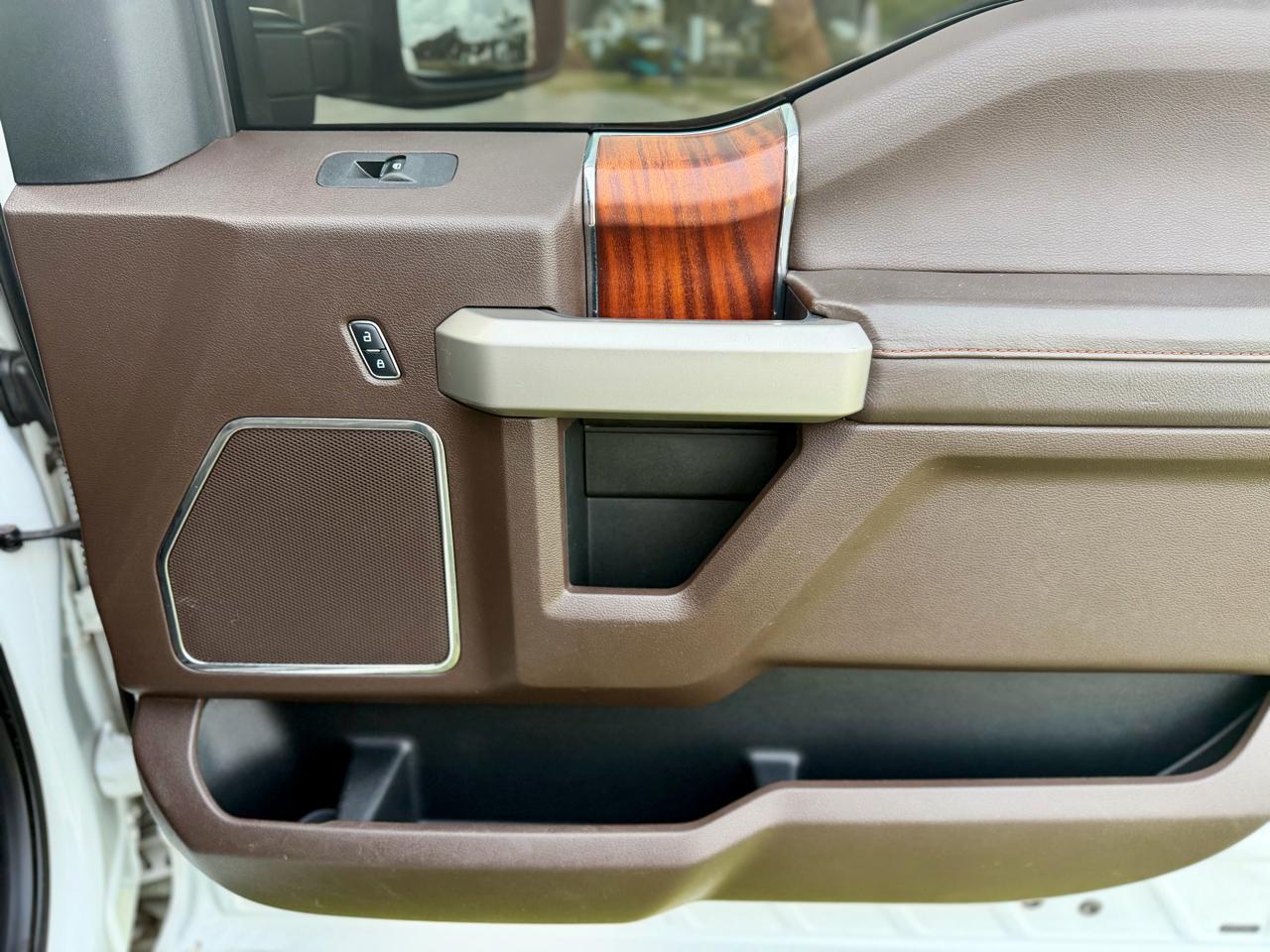 Ford F-250 SD King Ranch Crew Cab 4WD 2017