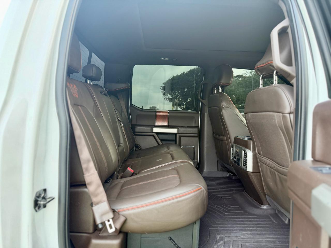 Ford F-250 SD King Ranch Crew Cab 4WD 2017