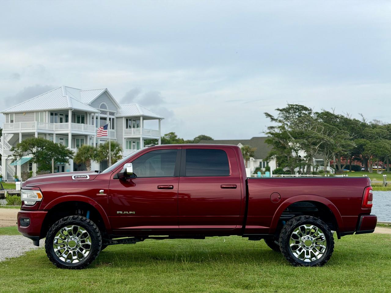 RAM 2500 Laramie Crew Cab SWB 4WD 2019