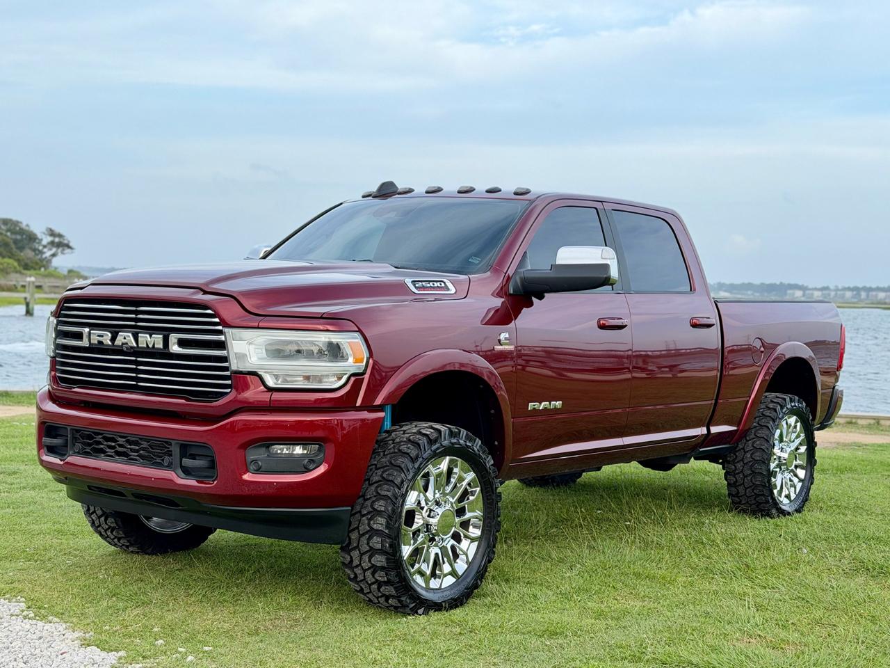 RAM 2500 Laramie Crew Cab SWB 4WD 2019