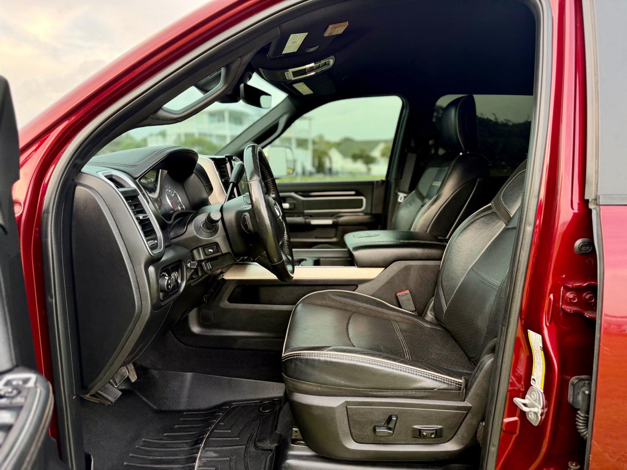 RAM 2500 Laramie Crew Cab SWB 4WD 2019