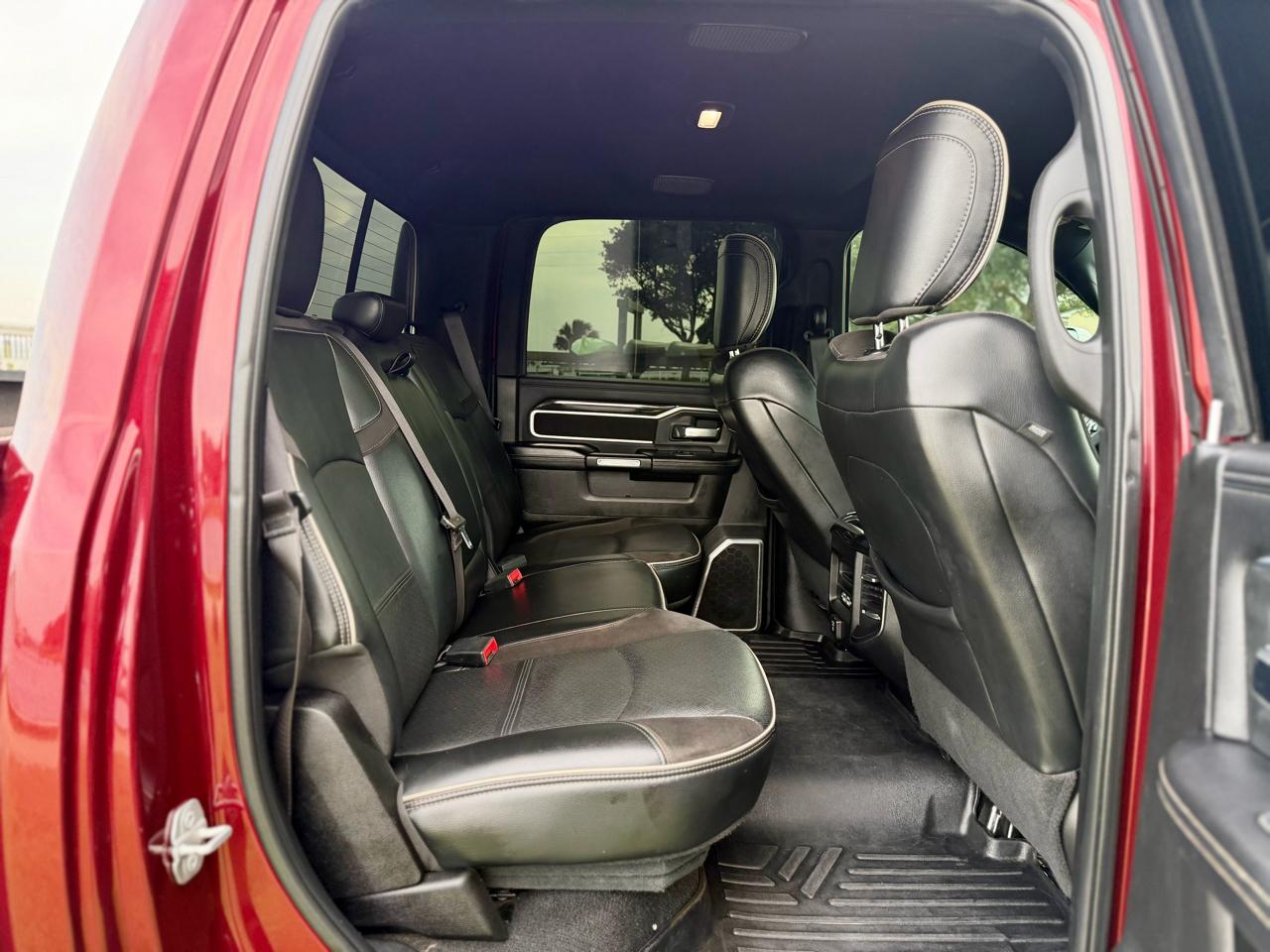 RAM 2500 Laramie Crew Cab SWB 4WD 2019