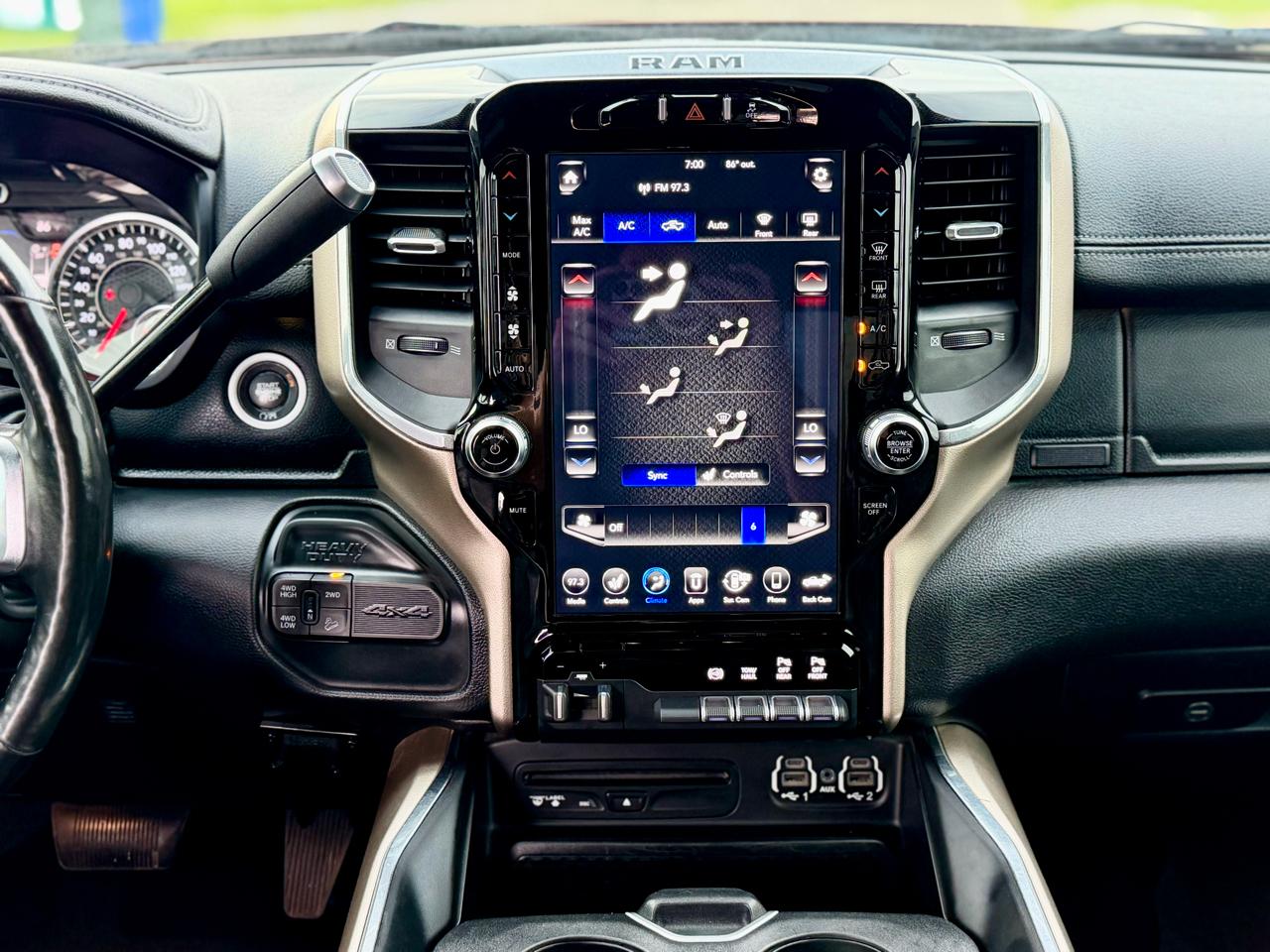 RAM 2500 Laramie Crew Cab SWB 4WD 2019