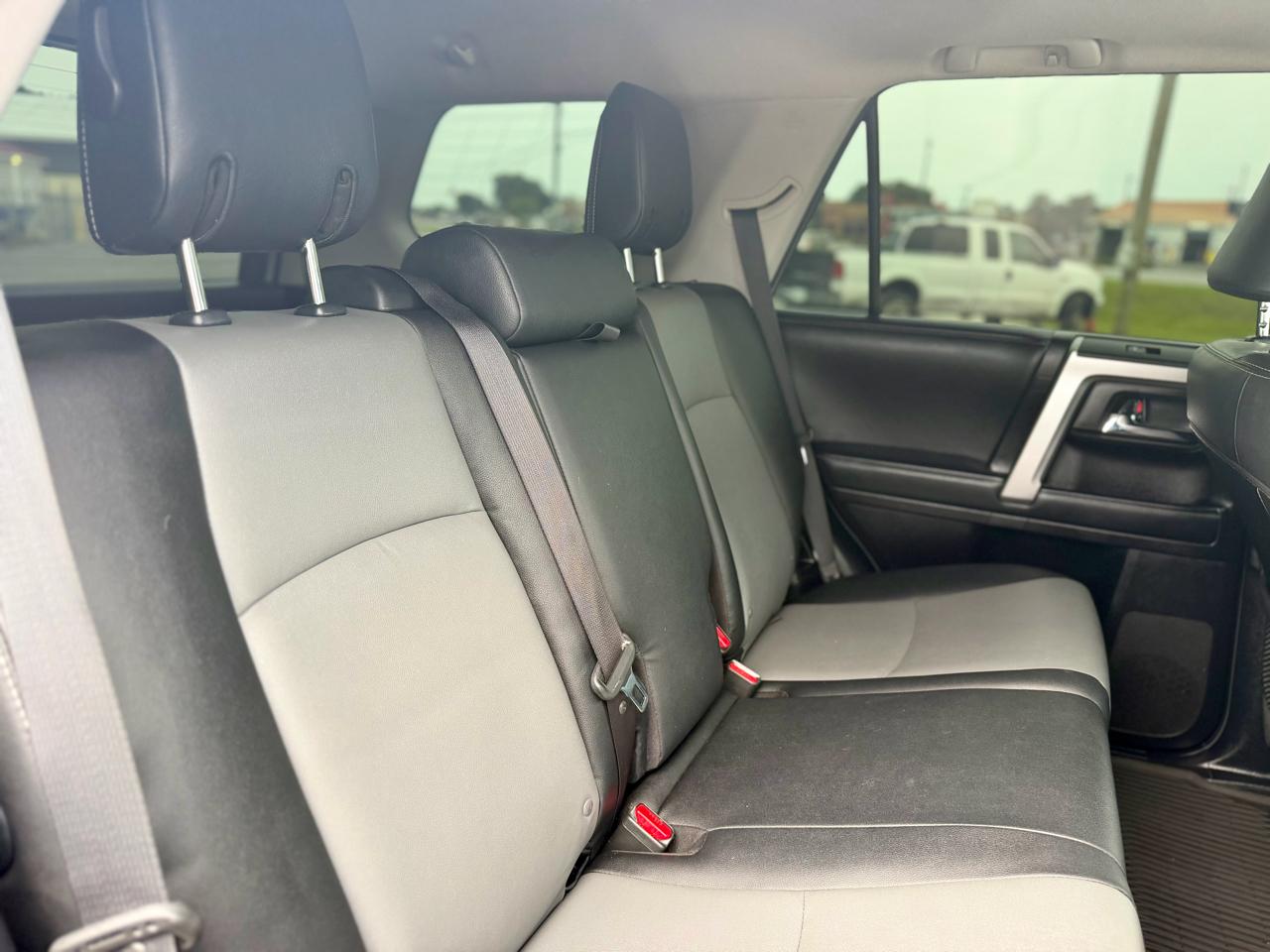 Toyota 4Runner SR5 Premium 4WD 2020