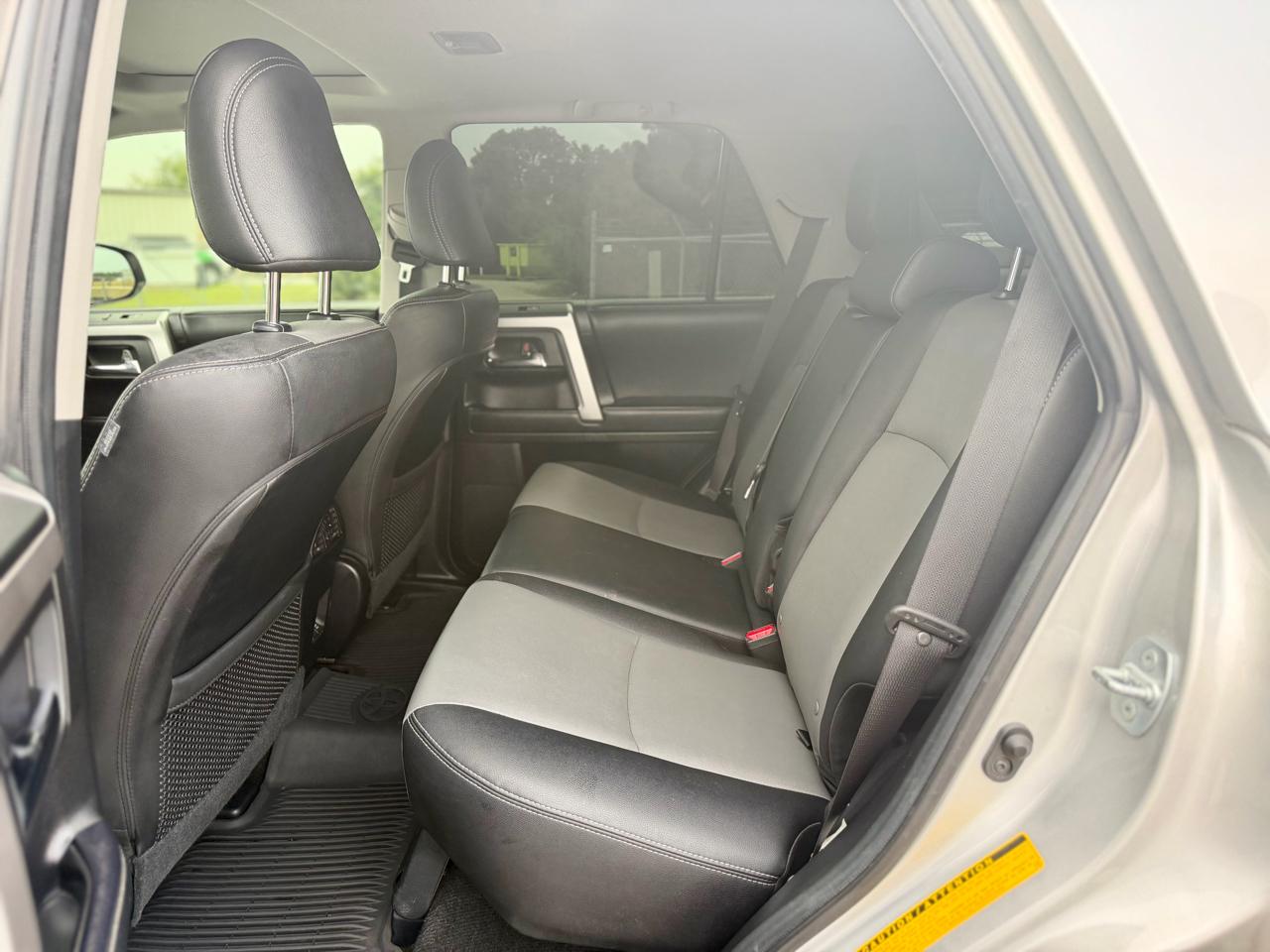 Toyota 4Runner SR5 Premium 4WD 2020