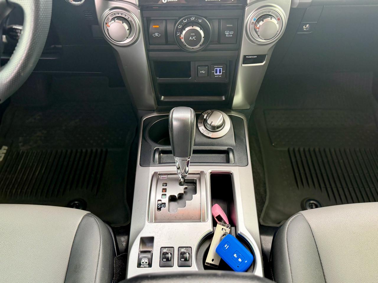 Toyota 4Runner SR5 Premium 4WD 2020