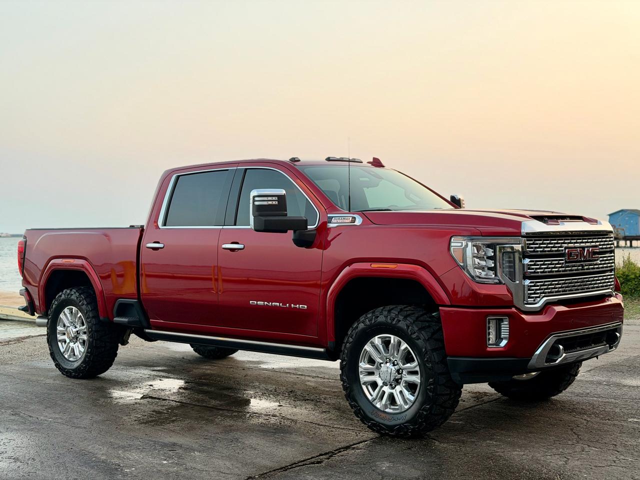 GMC Sierra 2500HD Denali Crew Cab 4WD SB 2022
