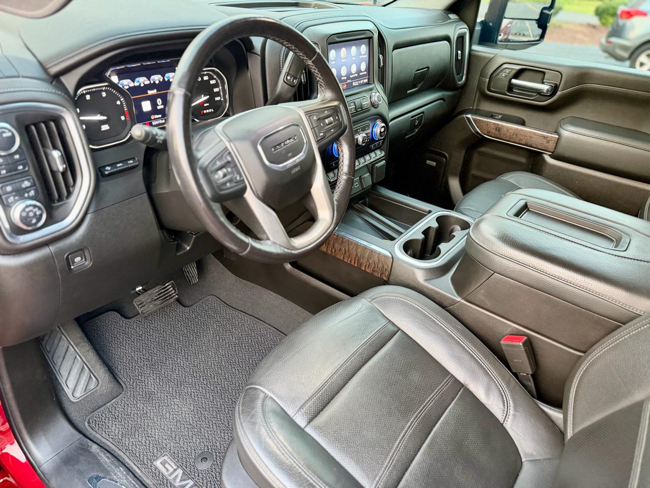 GMC Sierra 2500HD Denali Crew Cab 4WD SB 2022