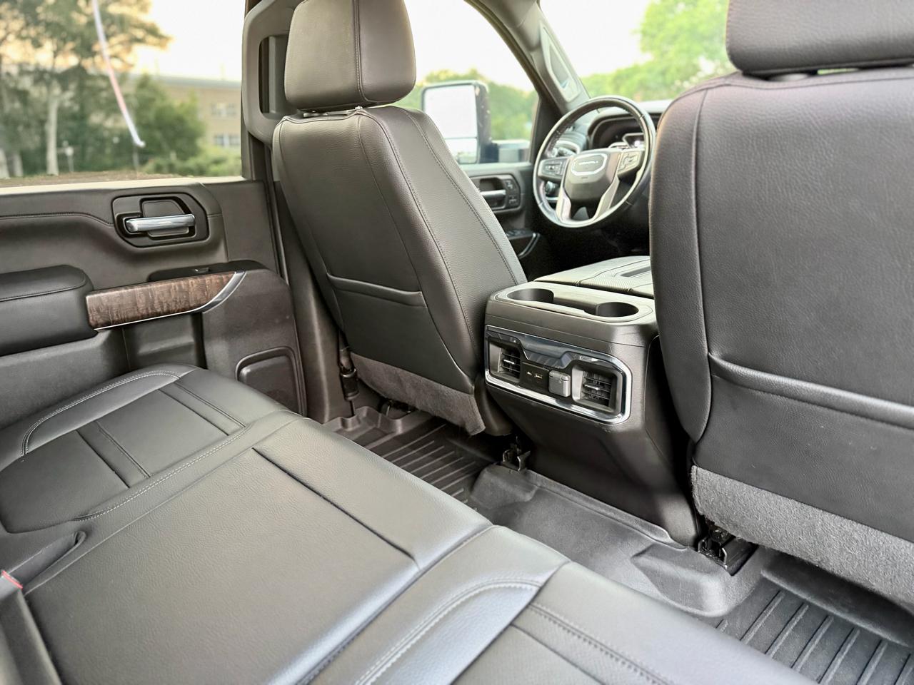 GMC Sierra 2500HD Denali Crew Cab 4WD SB 2022