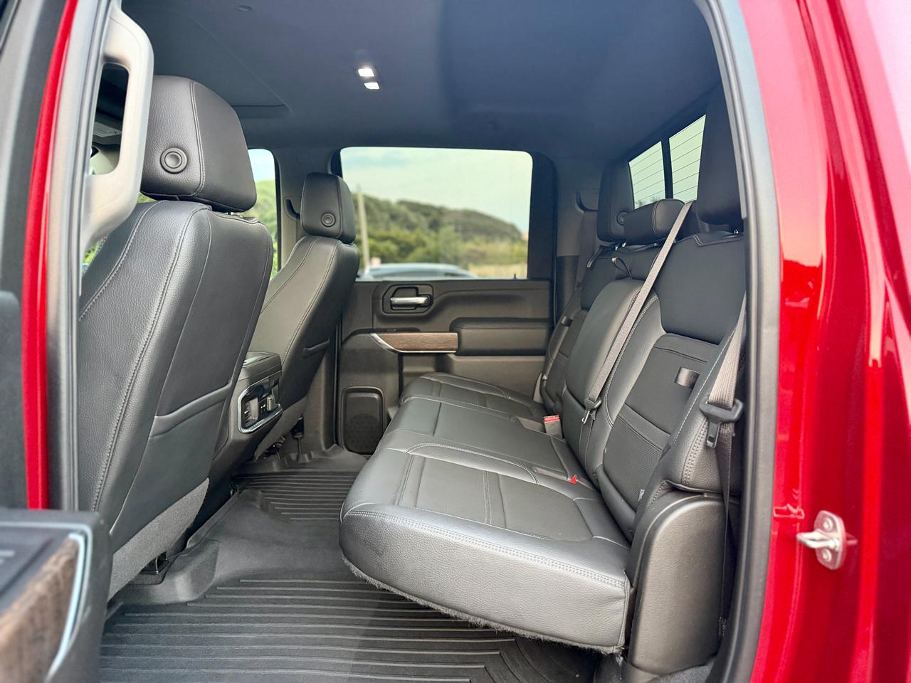 GMC Sierra 2500HD Denali Crew Cab 4WD SB 2022