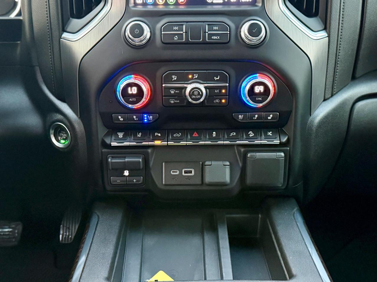 GMC Sierra 2500HD Denali Crew Cab 4WD SB 2022