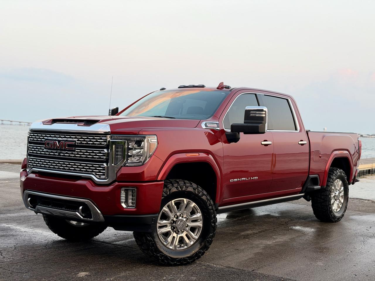 2022 GMC Sierra 2500HD Denali Crew Cab 4WD SB