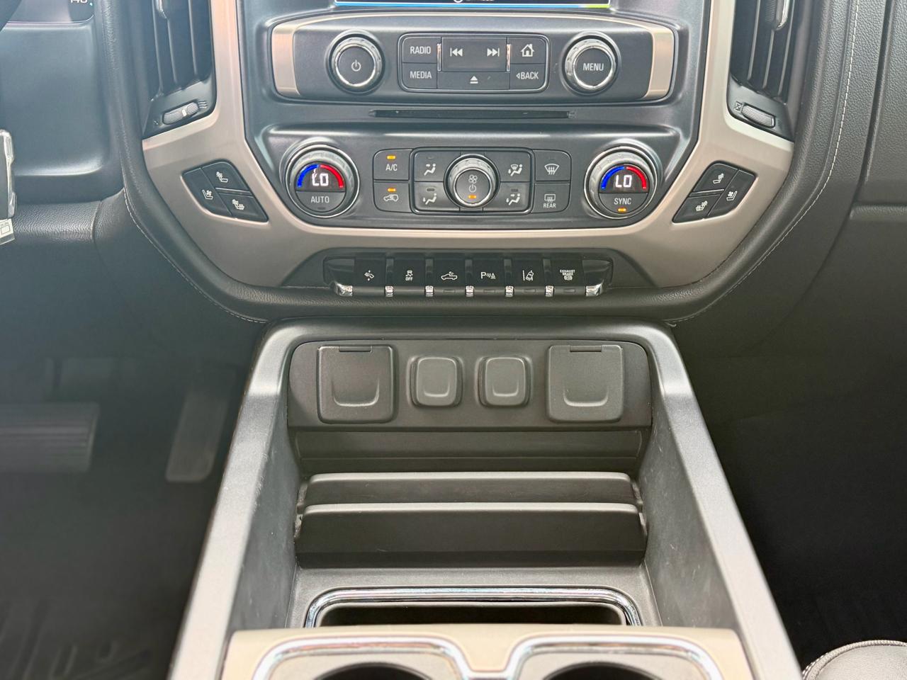 GMC Sierra 2500HD Denali Crew Cab 4WD 2019